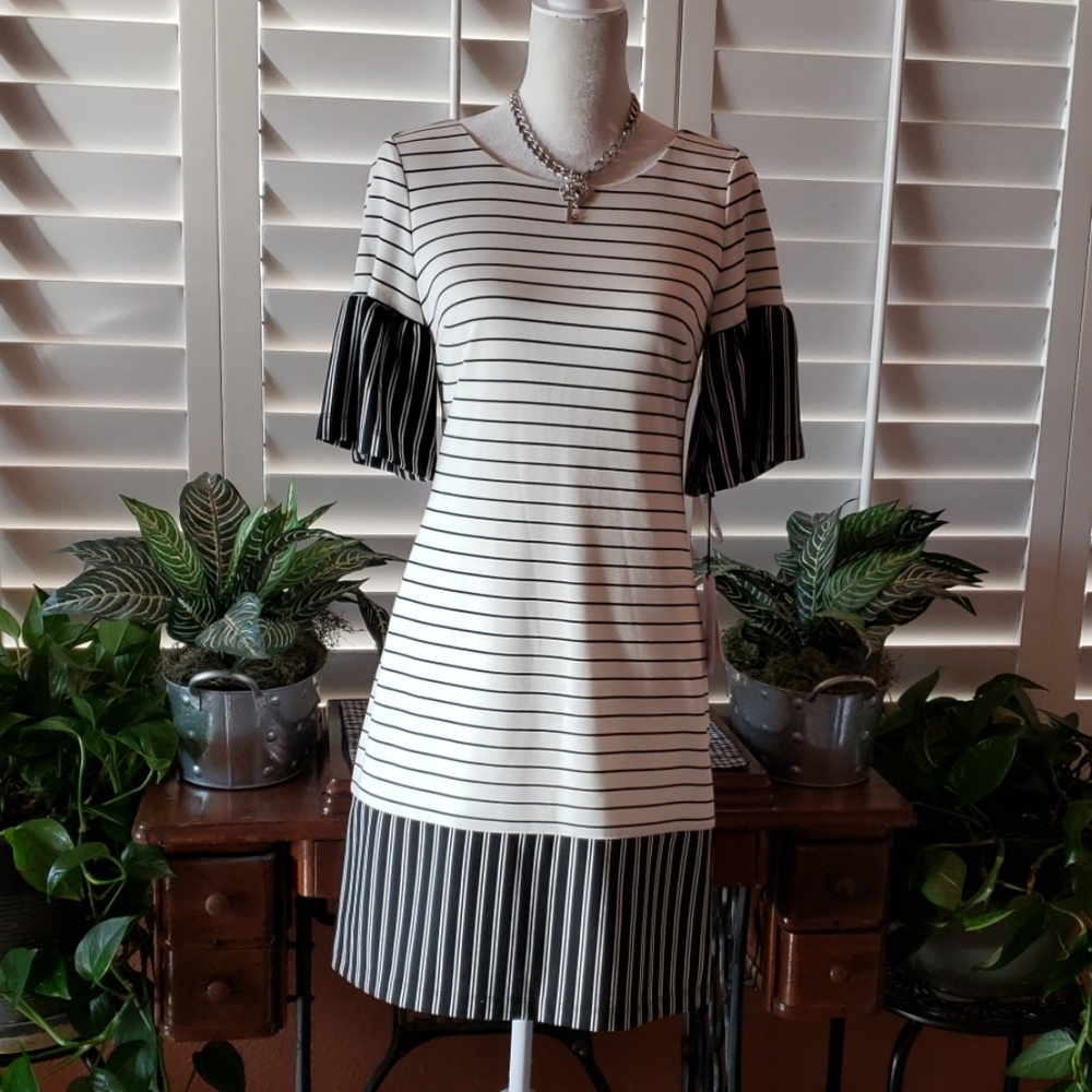 Ivanka Trump bell sleeve dress. Size 6 & 8.
